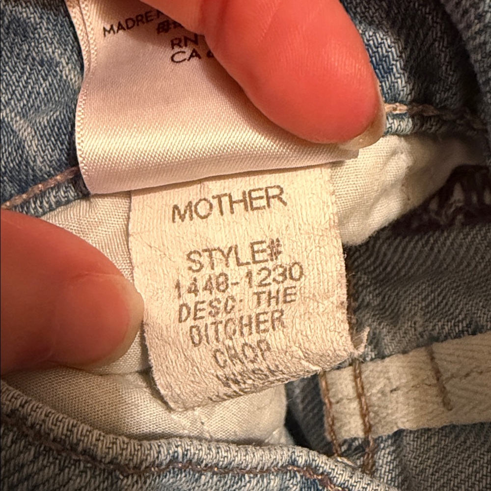 MOTHER Light Wash Wide Leg Jeans - Picture 10 of 14